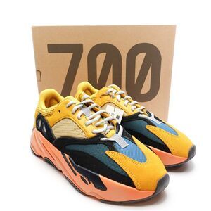 Adidas Yeezy Boost 700 V1 Sun Men's Size 9 Sneakers GZ6984 DS